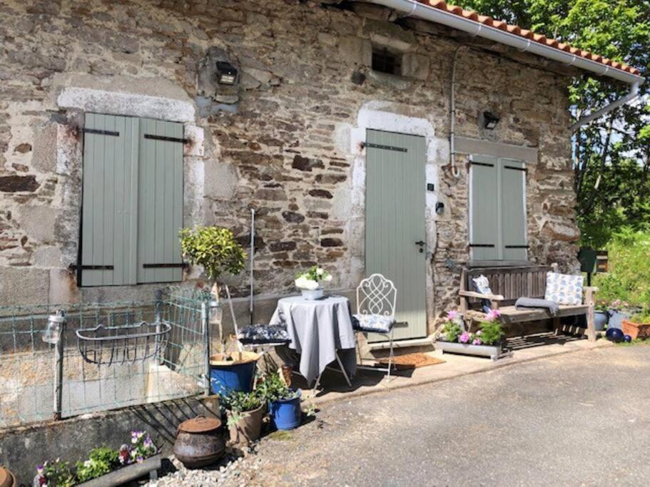 "L'Annexe" Dournazac Exterior foto